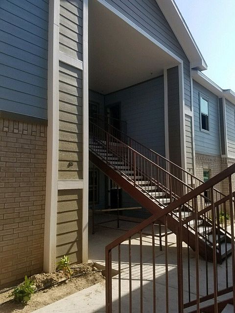 1st image of 1005 Garfield Ave #C-7