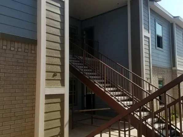 Classic 4 Apartments, 1005 Garfield Ave #C-2, Harlingen, TX 78550
