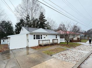 2102 42nd St, Parkersburg, WV 26104