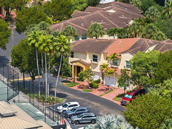 5th image of 2978 Deer Creek Country Club Boulevard