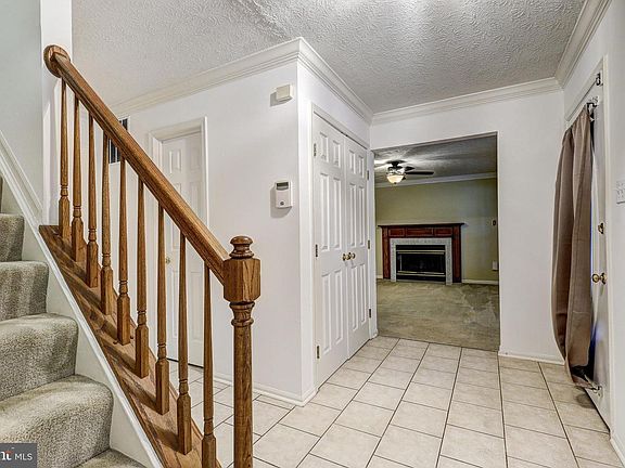 5th image of 6263 Woodcrest Dr