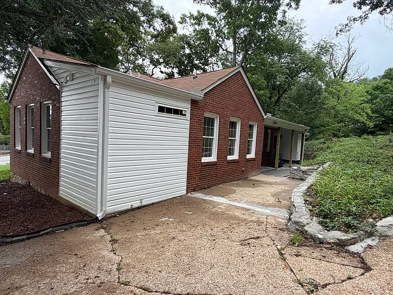 1211 Glenwood Dr — Photo 20