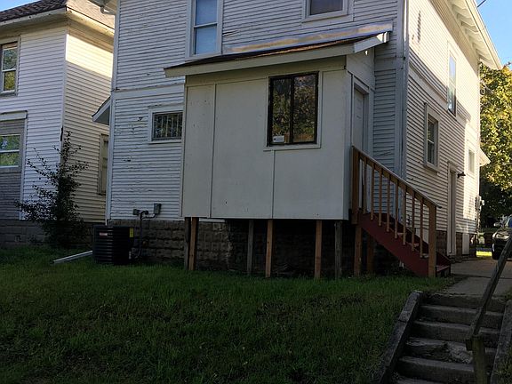 2nd image of 917 N Pennsylvania Ave