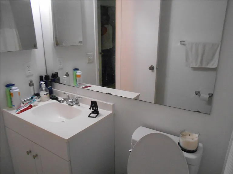 91 Preston E #91-C — Photo 8
