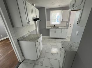 594 Ferry St #2, New Haven, CT 06513