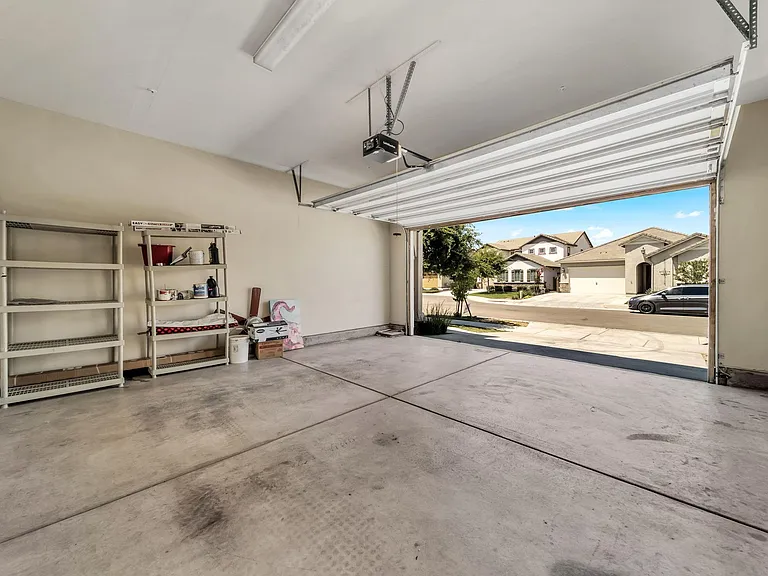 1914 Balsam Ct — Photo 26