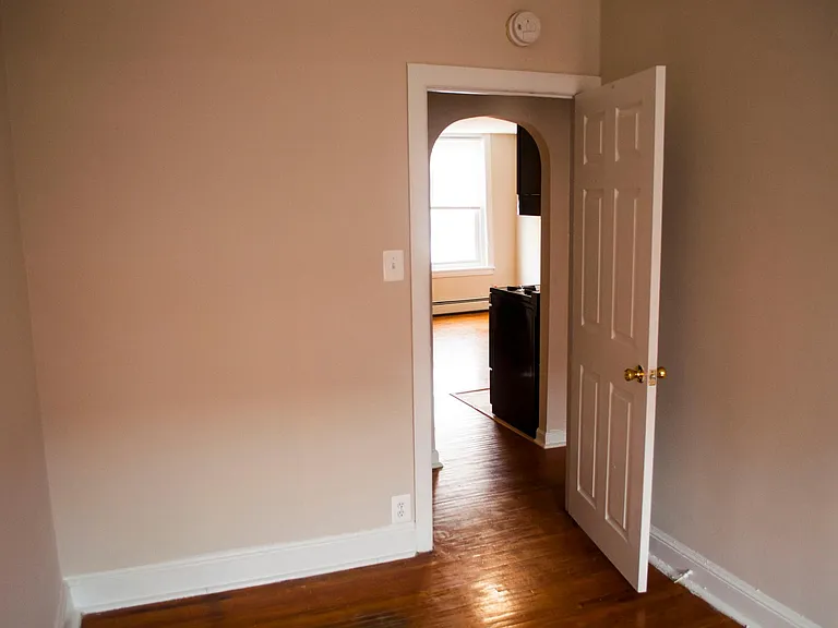 4038 Locust St #3 — Photo 9