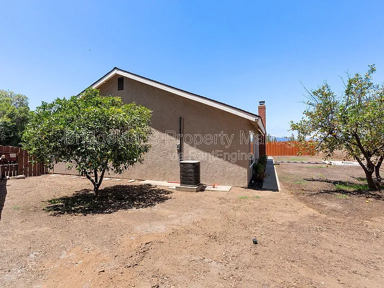 11004 Collinwood Dr — Photo 41