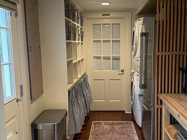 1077 Bay Home Rd — Photo 16