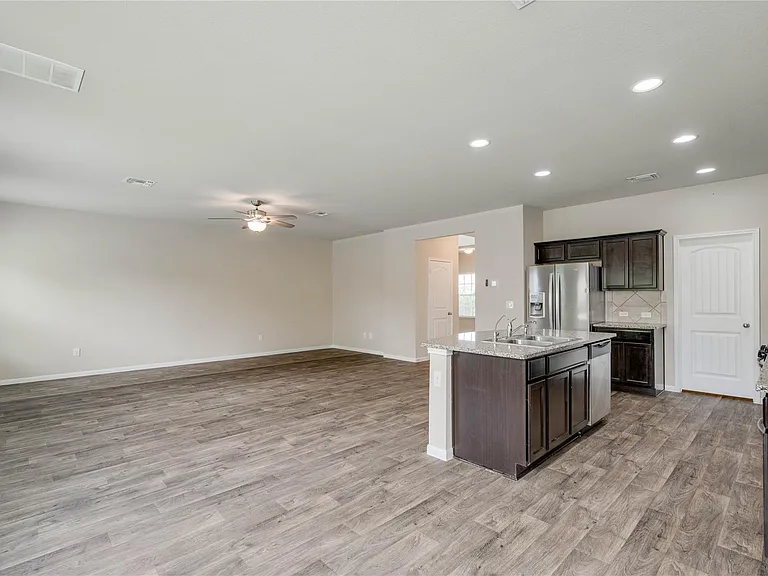 2908 Tilmon Ln — Photo 5