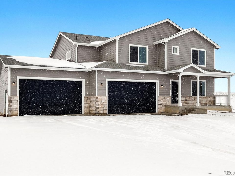 1st image of 42065 N Pinehurst Cir