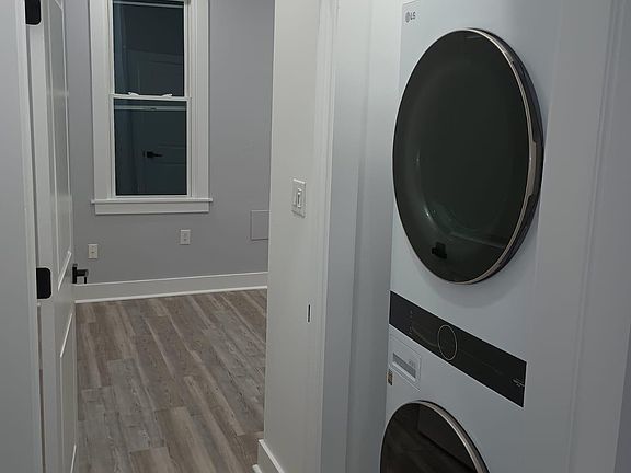 3rd image of 110 E 18th Ave APT 2