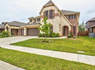 110 Gateway Dr, Alvarado, TX 76009