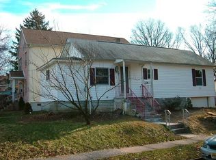 142 W Lincoln Ave, Rahway, NJ 07065