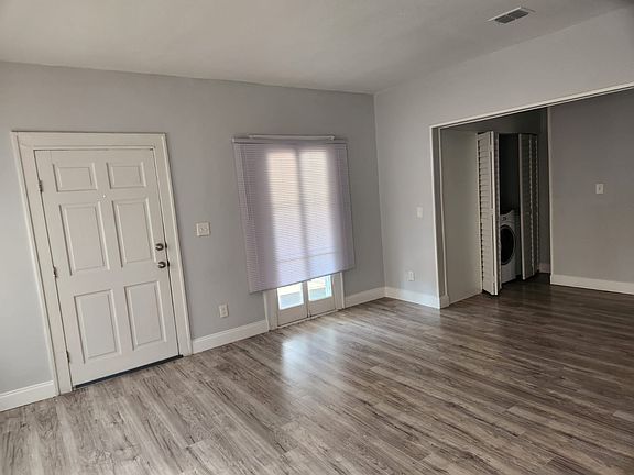 4th image of 703 Mabbette St #A