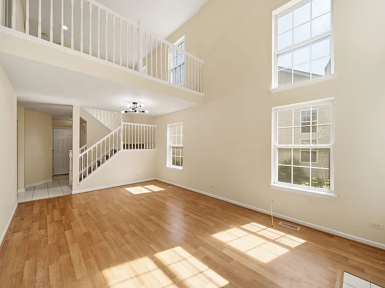 1329 Newport St — Photo 3