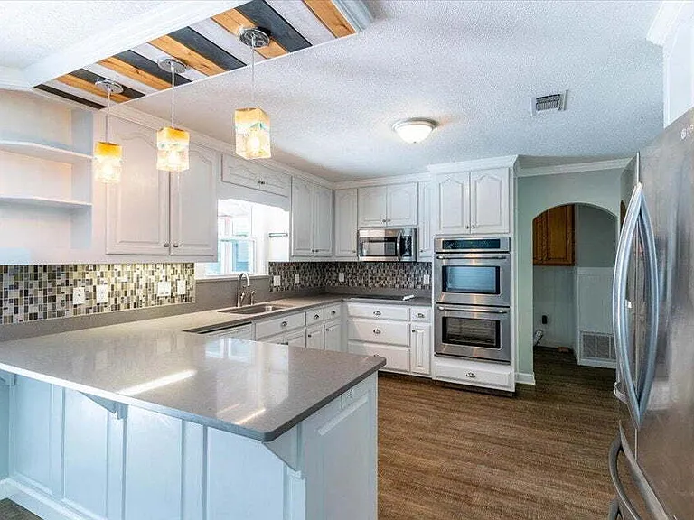 8 Stafford Cir — Photo 10