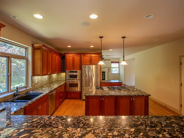 120 Misty Ct — Photo 11
