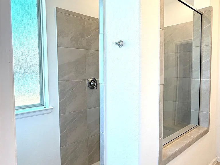 3715 Rock Ledge Dr — Photo 13