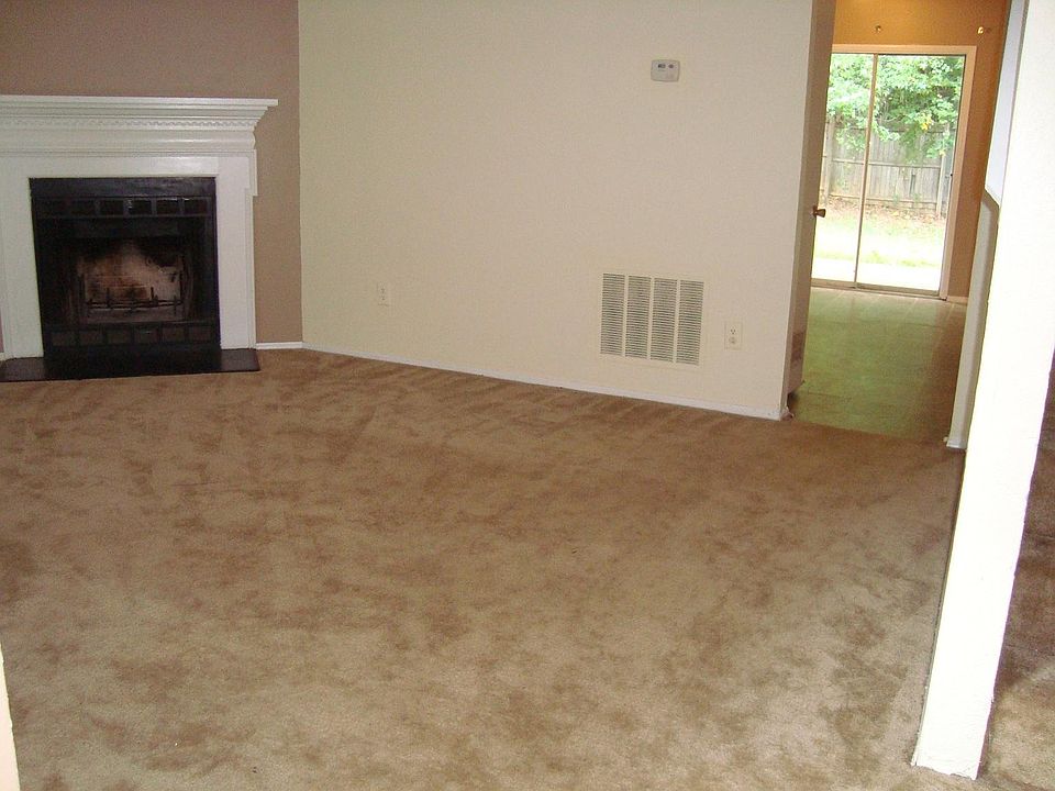 2nd image of 6412 Holcomb Way