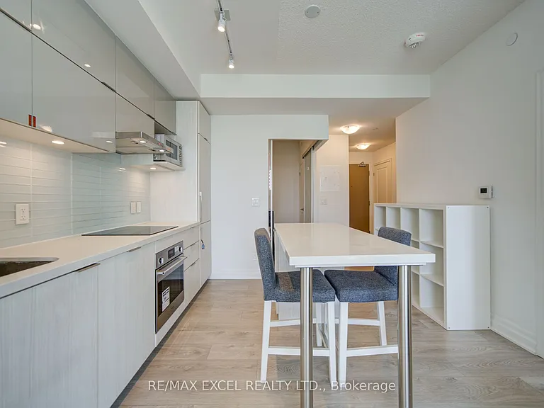 8 Rouge Valley Dr W #609B — Photo 15