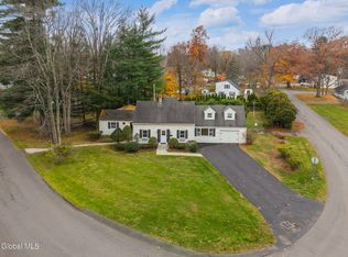 14 Maywood Rd, Delmar, NY 12054