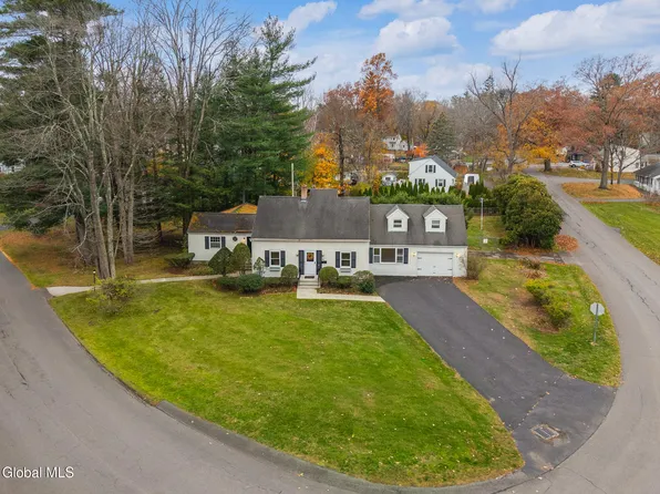 14 Maywood Road, Delmar, NY 12054