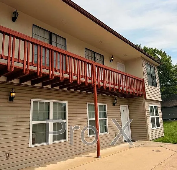 1015 S Saint Louis Ave #7 — Photo 3