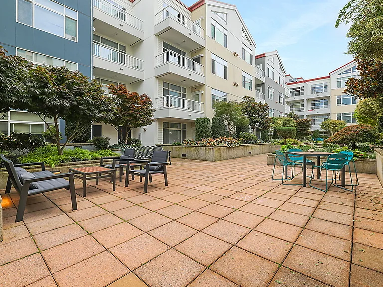 Courtyard Off Main — Photo 27