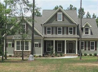 40 River Manor Ct, Youngsville, NC 27596