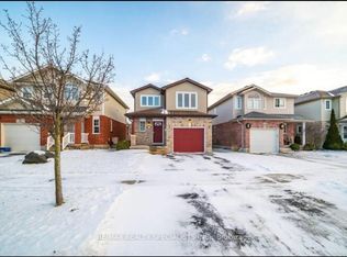 60 Everglade Cres, Kitchener, ON N2E 3Y6
