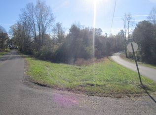 Old Chisholm Tr, Dandridge, TN 37725