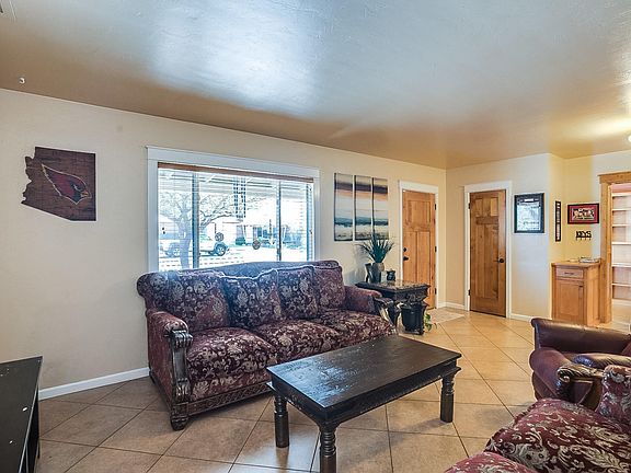 East Hawthorne Street-4