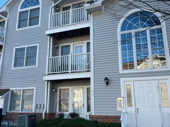20 Genoble Rd, Montville, NJ 07045