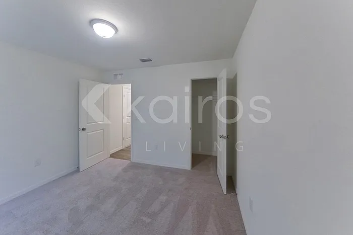 466 Norwood Ave S — Photo 13