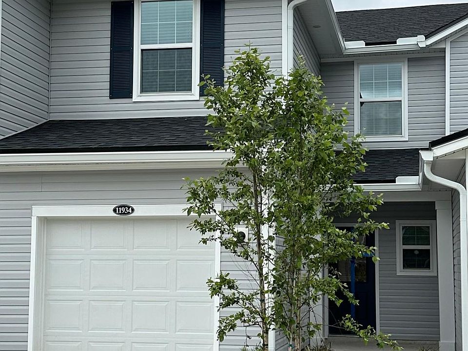 1st image of 11934 Calvesta St