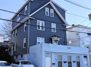 809 Charles St APT 1, Providence, RI 02904