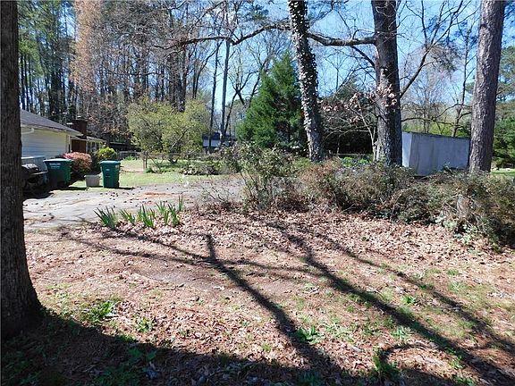 5th image of 5265 Five Forks Trickum Rd