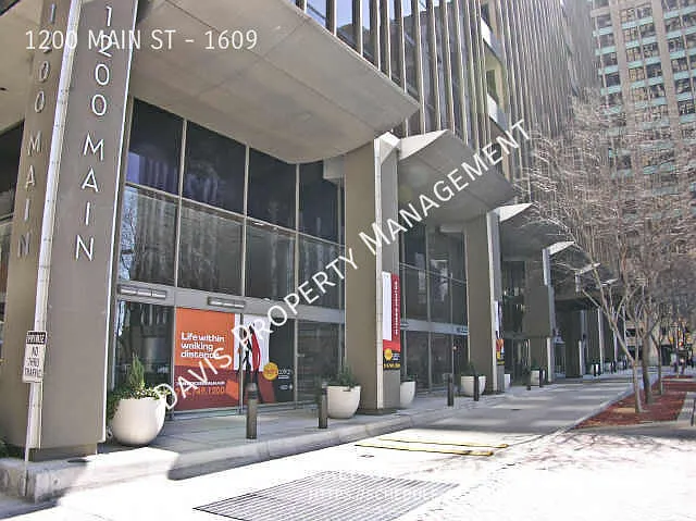 1200 Main St #1609 — Photo 1