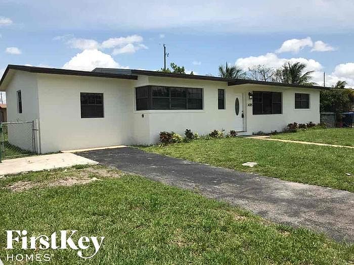 1st image of 4025 NW 193rd St
