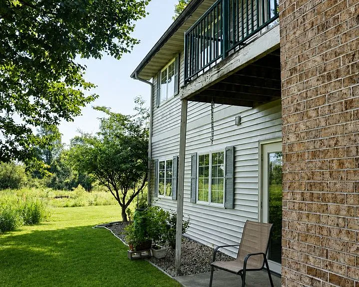 Windsor Pond Apartments — Photo 15