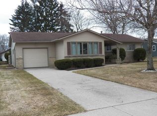 2529 38th St, Two Rivers, WI 54241