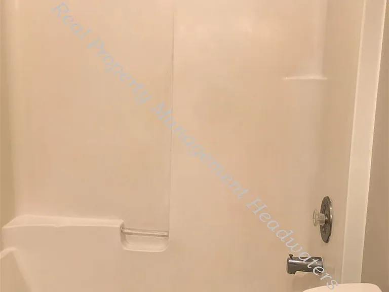 916 Wilder Ave — Photo 9