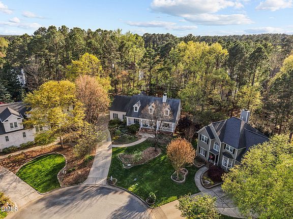 5th image of 23 Aman Ct