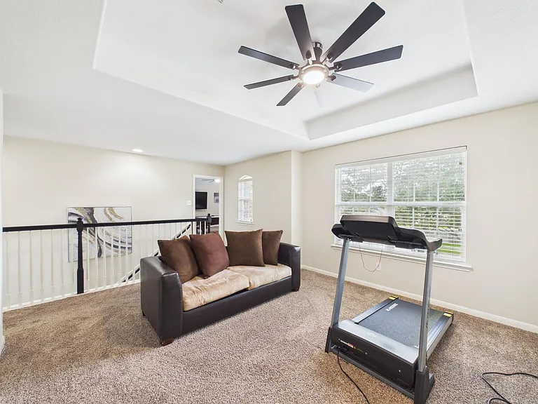 9426 Russeff Field Ln — Photo 35