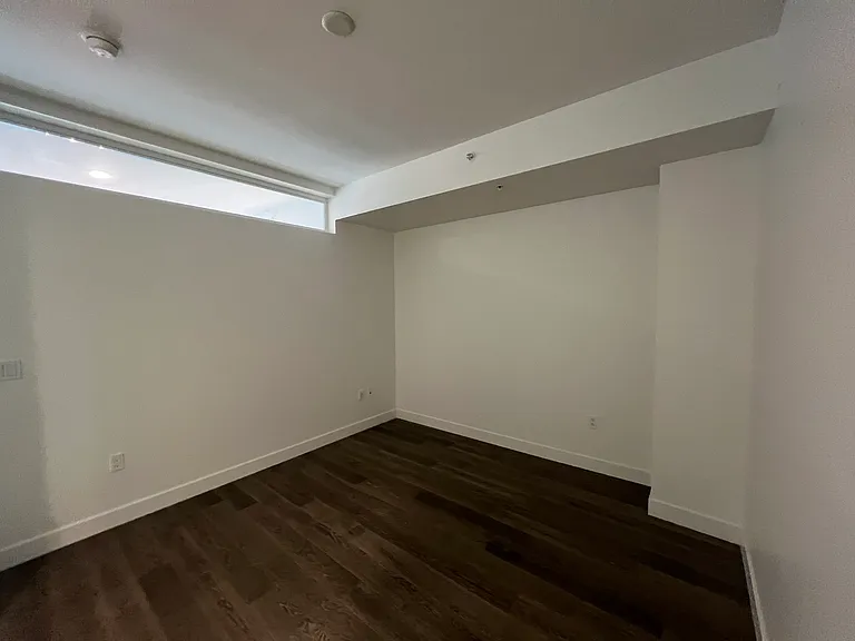 188 W Saint James St #10607 — Photo 8