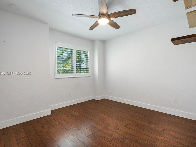4652 Horseshoe Cir — Photo 22
