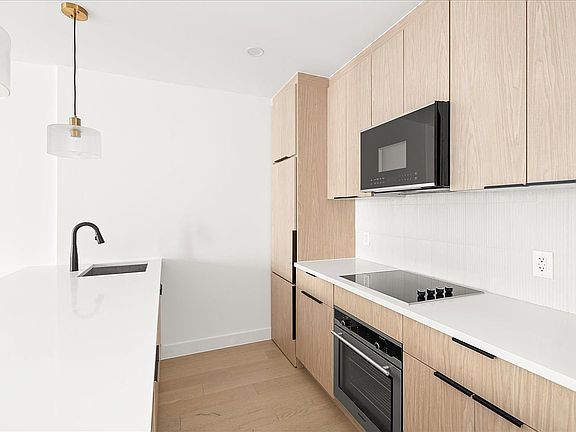4th image of 420 7th Ave APT 3