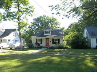811 Louisiana Ave, Perrysburg, OH