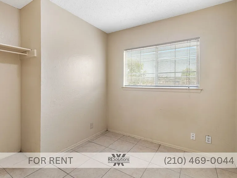 1523 Noble Oak Dr — Photo 17